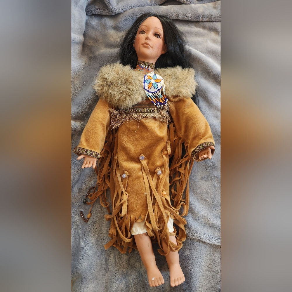 American Indian Doll Cathay Collection Native American 1-5000